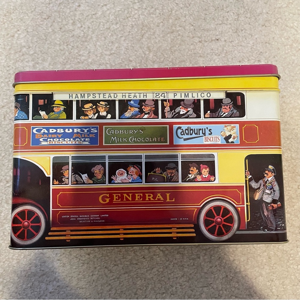 Cadbury Vintage Cookie Double-Decker Bus Tin (EMPTY!)